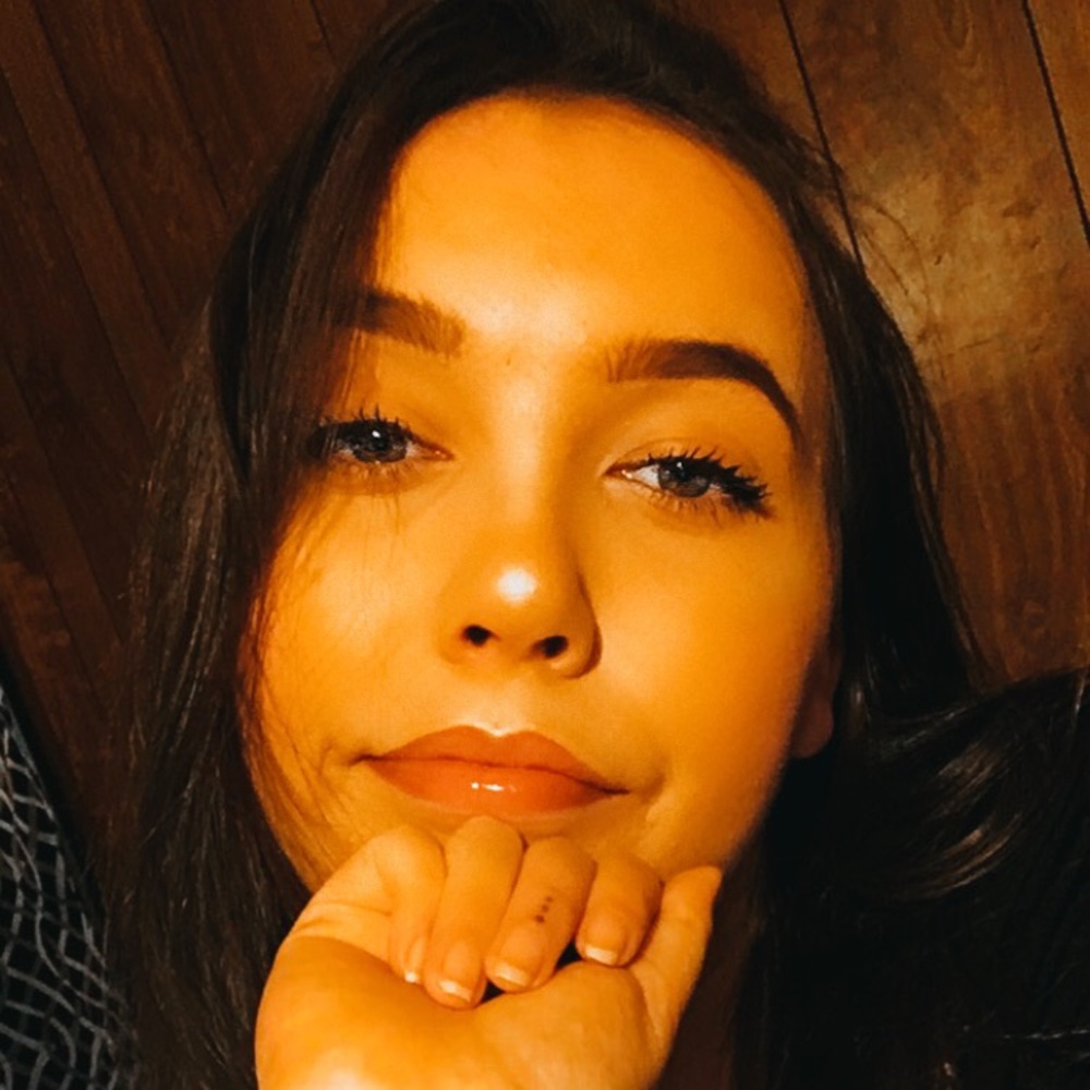 Meet your Posher, Brittnei